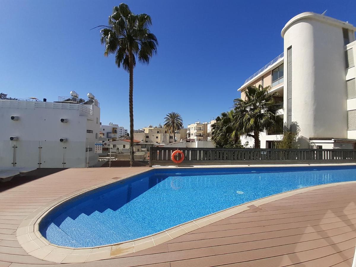 City Flats 2 Bedroom Apartment Larnaca Exteriör bild