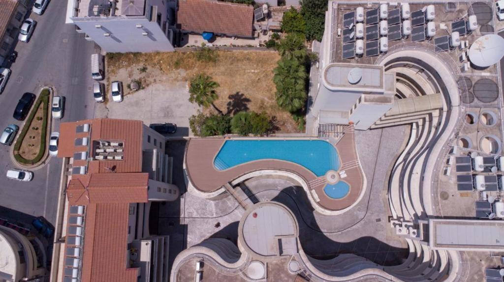City Flats 2 Bedroom Apartment Larnaca Exteriör bild